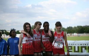 podium filles.jpg